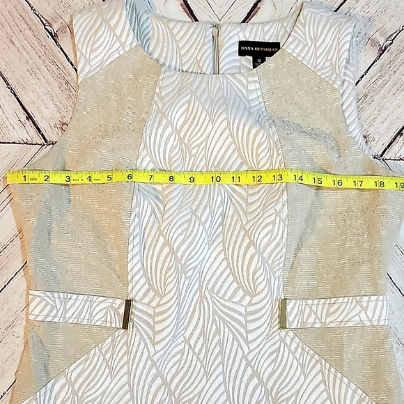 Dana Buchman 12 Sheath Dress Textured Leaves Gold - Picture 8 of 11